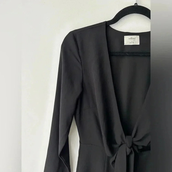 Aritzia Wilfred Black Aubagne wrap Tie Front Midi / Maxi Longsleeve - Picture 3 of 12